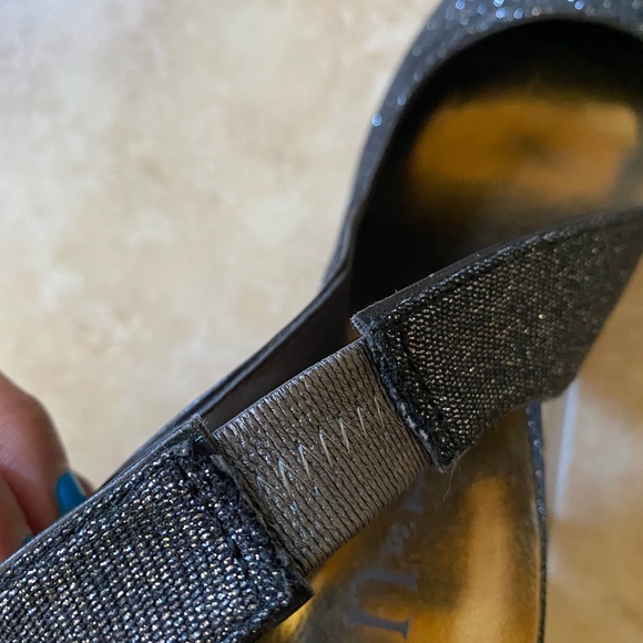 Heels - Picture 5 of 5